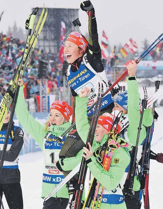 BIATLON, SERVIS 21 MAJSTROVSTVÁ SVETA V BIATLONE HOCHFILZEN 8. 19. 2. 2017 Z HOCHFILZENU od nášho redaktora IVORA LEHOŤANA V globále spokojné ôsme Slovenky Dedina Hochfilzen má prívlastok najbohatšia na sneh v Tirolsku.