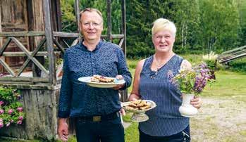 Grupper om 10 pers 80 kr/pers. Midsommarafton stängt. Under vinterhalvåret öppet vid förbokning. På UNESCOs världsarvslista är Bommars en av sju utvalda hälsingegårdar.