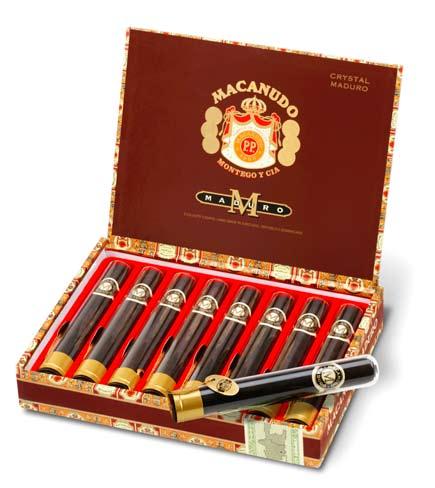 cigarrer Swedish Match är en av världens största tillverkare av cigarrer och cigarriller. Swedish Match marknadsför en bred portfölj av olika typer av cigarrer och varumärken.
