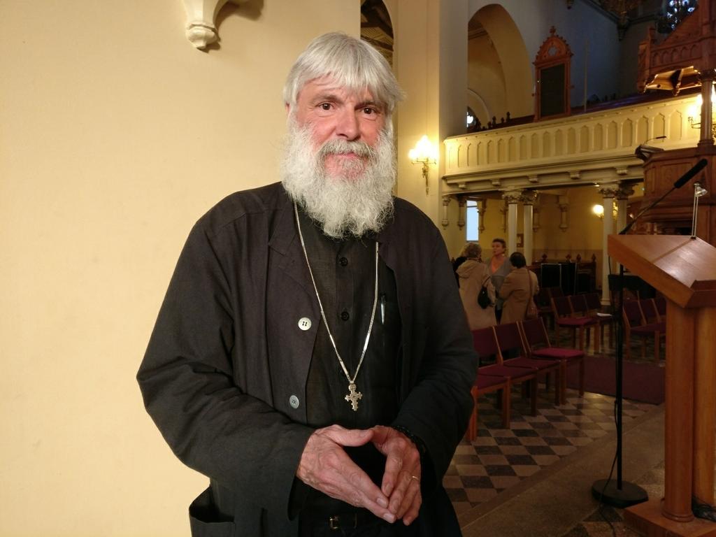 fi/tro Peter Halldorf i Helsingfors 19-21.10 Söndagen den 21 oktober kan man höra den svenska pastorn och författaren Peter Halldorf predika och tala i Matteuskyrkan i Östra centrum.