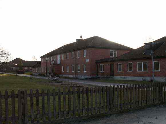 Hemsö fastigheter HSF hyr totalt 1 757 Kvm Hus 01A, byggt år 1971 Hus