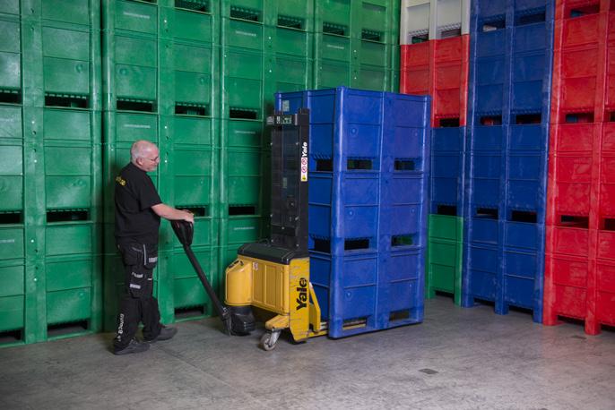 Swedebox finns godkänd som IBC, Förpackning och Storförpackning och har även flera livsmedelsgodkännanden. Kan förses med dekaler mm.