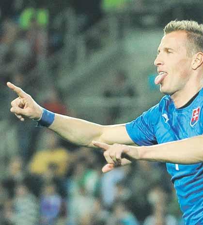 10 9 DNÍ FUTBAL streda 30. 9. 2015 do kvalifikačného zápasu o postup na EURO 2016 SLOVENSKO BIELORUSKO Obranca našej reprezentácie JÁN ĎURICA je po polročnej absencii už zdravotne v poriadku Všetko