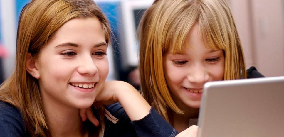 Fritidshem är för barn i åldrarna 6-12 år, vars vårdnadshavare förvärvsarbetar eller studerar. Fritidshemmen finns i direkt anslutning till skolan.