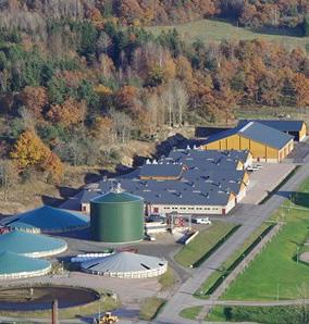 Produktion av fossilfri elenergi SLU producerar egen elenergi och värme. Vi har en biogasanläggning, solceller och biobränslepannor.