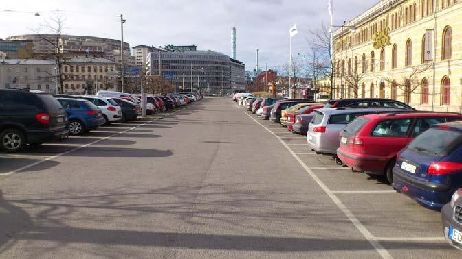 Förhyrd parkering Framför Kasinot finns en parkering som P-bolaget ansvarar för och som rymmer 114 personbilar.