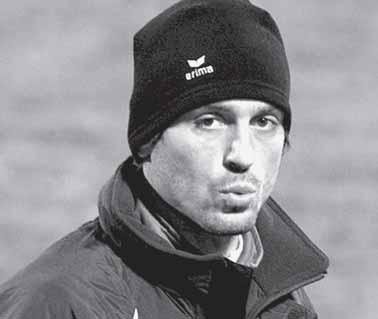 FC Kolín majster Nemecka 1978 a víťaz Nemeckého pohára 1977, 1978 a 1983, hrával aj za Udinese, FC Bologna a Olympiakos Pireus, Nemecko reprezentoval raz.