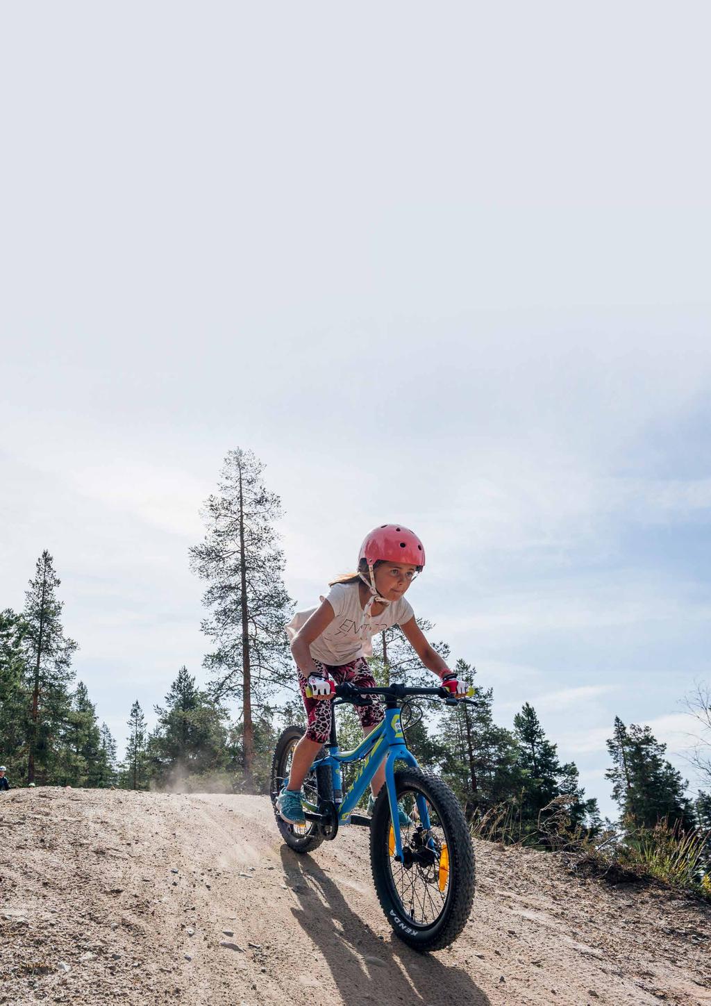 VÅR SKOLRESEPERIOD STRÄCKER SIG MELLAN 23/5 16/6 Mountainbike Forsränning Vilda upptäcktsfärder, äventyr och minnen för livet!