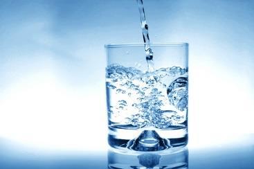 EU ändrar regler för dricksvatten Riks för krav på kommunalt dricksvatten till alla