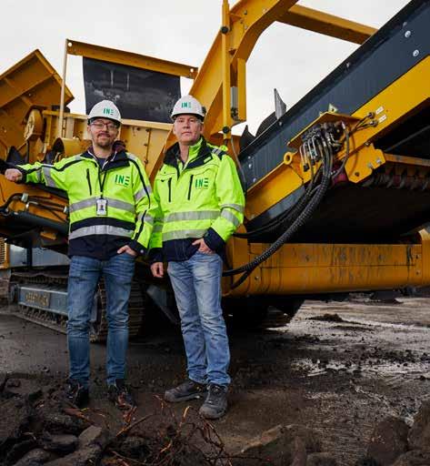 I mars i år öppnades dörrarna för allmän parkering och här får cirka 520 bilar plats. Byggnaden är placerad på andra sidan E18 och man kommer att kunna gå till köpcentrumet via en framtida gångbro.