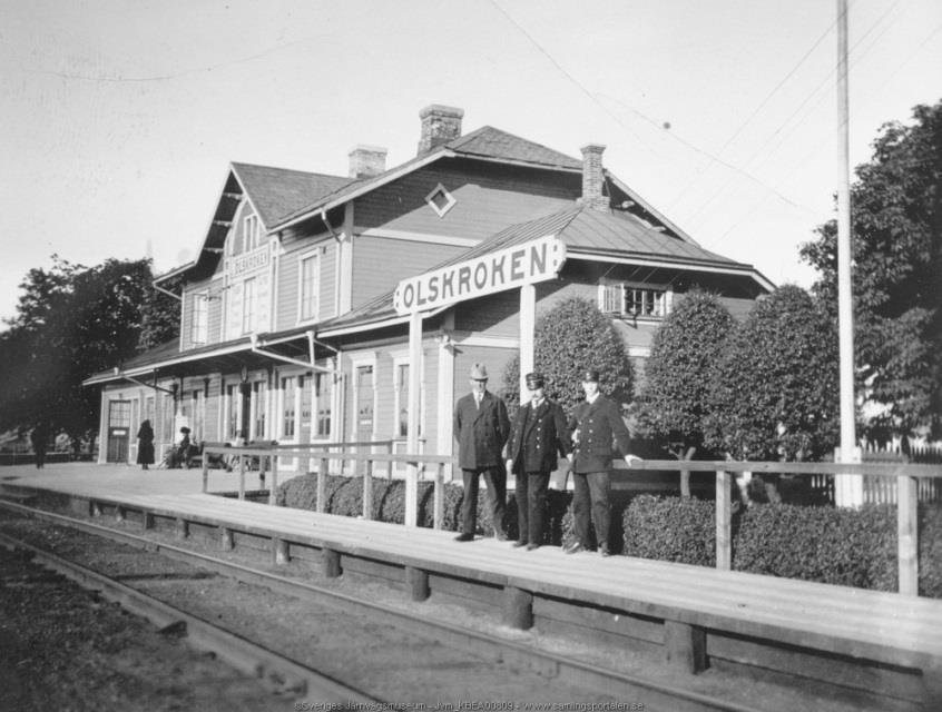 Byggnaden revs 1929 och ersattes av en ny lägre stationsbyggnad som uppfördes alldeles intill den äldre.