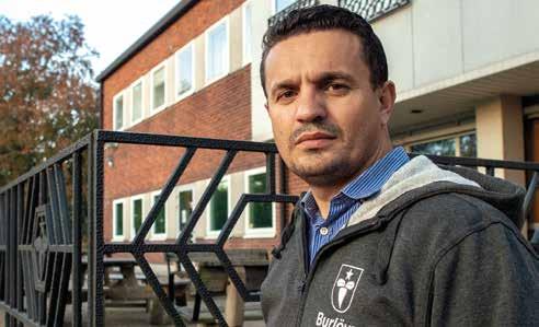 3 Ungdomsprojekt avdramatiserar mötet med uniformerad personal Människan bakom uniformen heter ett projekt som startade i kommunen tidigare i höstas.
