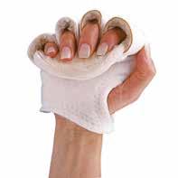 Handflatsskydd med fingerdelare Mjukt skydd som skyddar handflatan vid fingerkontrakturer. Materialet mellan fingrarna ger en lätt abduktion. Kan öppnas helt för enkel påtagning.