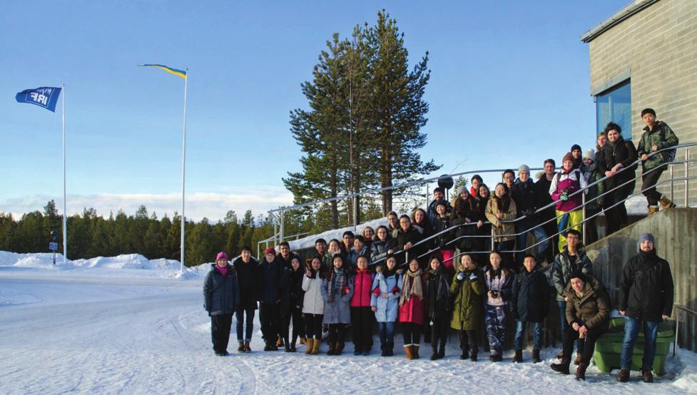 4. Medverkan i utbildning Fig. 4.1 IRF bidrar med kompetens och personal till sommar- och vinterkurser som Umeå universitet arrangerar i Kiruna, t.ex. kursen Arktisk vetenskap, februari 2017.