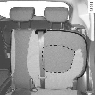 BILKLÄDSLAR (4/5) 10 11 15 installera de självhäftande banden, se till att placera ryggstödets klädsel C på korrekt sätt under det mittre säkerhetsbältet 10, installera de självhäftande banden 13, C