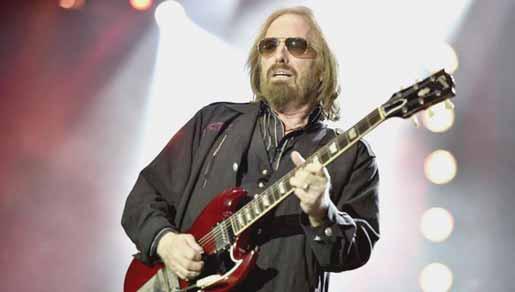 18 ZO SVETA, Z DOMOVA štvrtok 5. 10. 2017 NEBESKÉ AKORDY TOMA PETTYHO Vo veku 66 rokov zomrel americký hudobník a spevák Tom Petty.