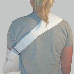 Axelbandet kan flyttas för att passa höger respektive vänster arm då det sitter fast med velcro mot armdelen. Axelbandet är anatomiskt utformat och extra brett över axeln för att ge bekvämt stöd.