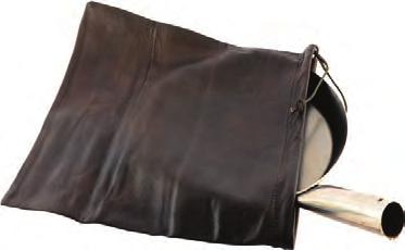 ca 14,5x15 cm. FÖRVARINGSPÅSE KAFFE. Art. 811558 Tillverkat i brunt skinn. Försedd med utanpåliggande ficka för socker.