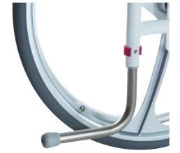 M2 Drivhjul När användaren själv kan Som standard är stolen monterad med tipskydd som effektivt ser till att stolen inte tippar bakåt även om användaren