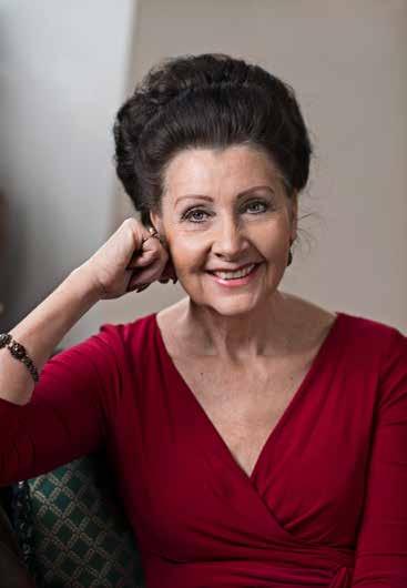 November 13 Tisdag Foto: Helén Karlsson Olofströms bibliotek kl 18.30 Blå längtan Elisabet Nemerts historiska människoporträtt är fyllda av spänning, dramatik och visdom.