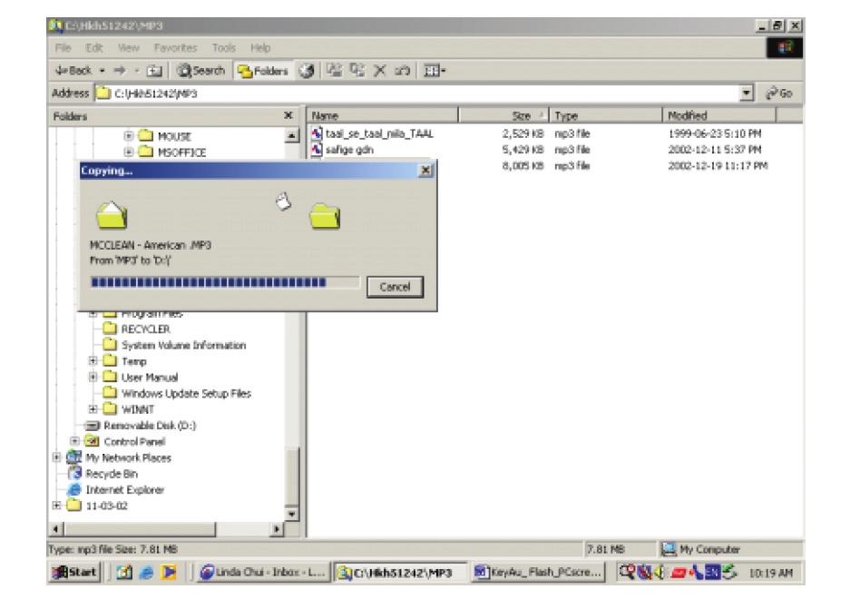 Dataöverföring Använd filhanteraren eller Utforskaren i Windows för att hantera MP3- filer och andra filer: 1 Starta Windows File Manager eller Windows Explorer så att du kommer åt