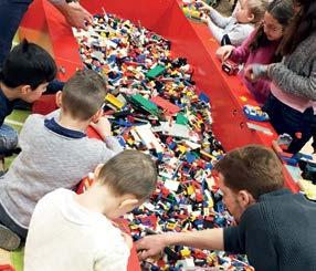 FÖR 6-15 ÅR 100 KG LEGO Brohuset Två dagar med 100 kg lego, aktiviteter och tävlingar! Ett Legoevent för dig som är mellan 6 och 15 år.
