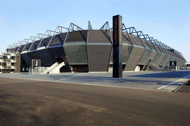 Produktkatalog SE Sida 4 av 18 Swedbank Stadion I april 2009 invigdes Swedbank Stadion i Malmö.
