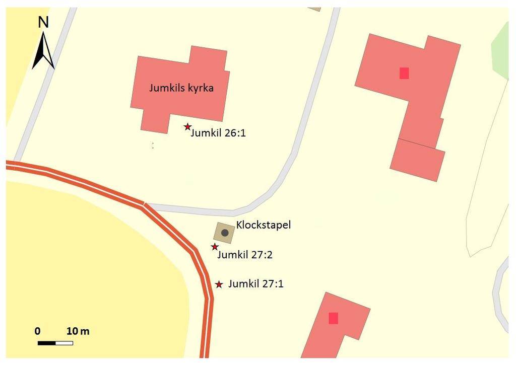 Närliggande lämningar I nära anslutning till kyrkan finns tre kända kända fornlämningar (figur 7), en runsten (Jumkil 27:1), en rest sten (Jumkil 27:2) och ett tidigkristet gravmonument (Jumkil 26:1).