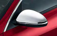 Motståndskraftig folie för ovansidan av bilens bakre stötfångare skyddar lacken mot skador vid lastning och lossning.