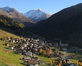 Via Francigena, Bourg Saint Pierre Pont San Martin, 7 nätter 2(9) Dag 1 Ankomst till Bourg Saint Pierre Du flyger lämpligen till Genève för vidare färd med tåg till Martigny eller Orsieres och sista