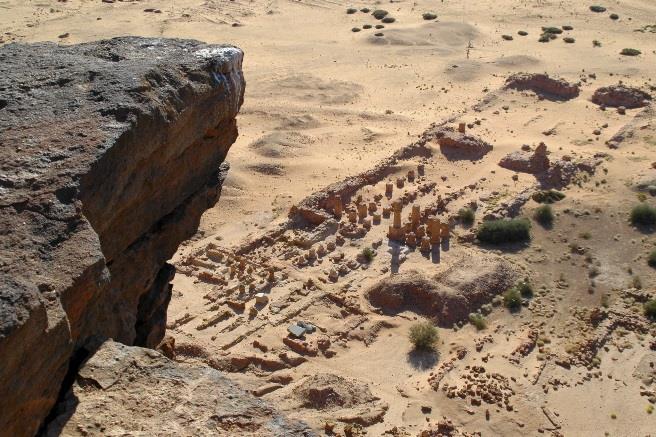 Dag 12 Gamla Dongola, Karima, världsarvet Jebel Barkal och El Kurru (ca 4 timmar) I det arkeologiska området Gamla Dongola finns bland annat en kristen, koptisk kyrka med marmorpelare som vi besöker,