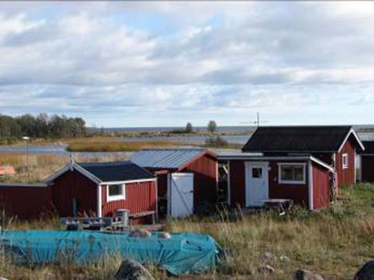 Rödkallen Kommun Beskrivning Motiv för urval Skydd Tillgänglighet Nyttjande Referenser Luleå Rödkallen är en karg ö belägen i yttersta skärgården och har därför länge varit en viktig lots- och