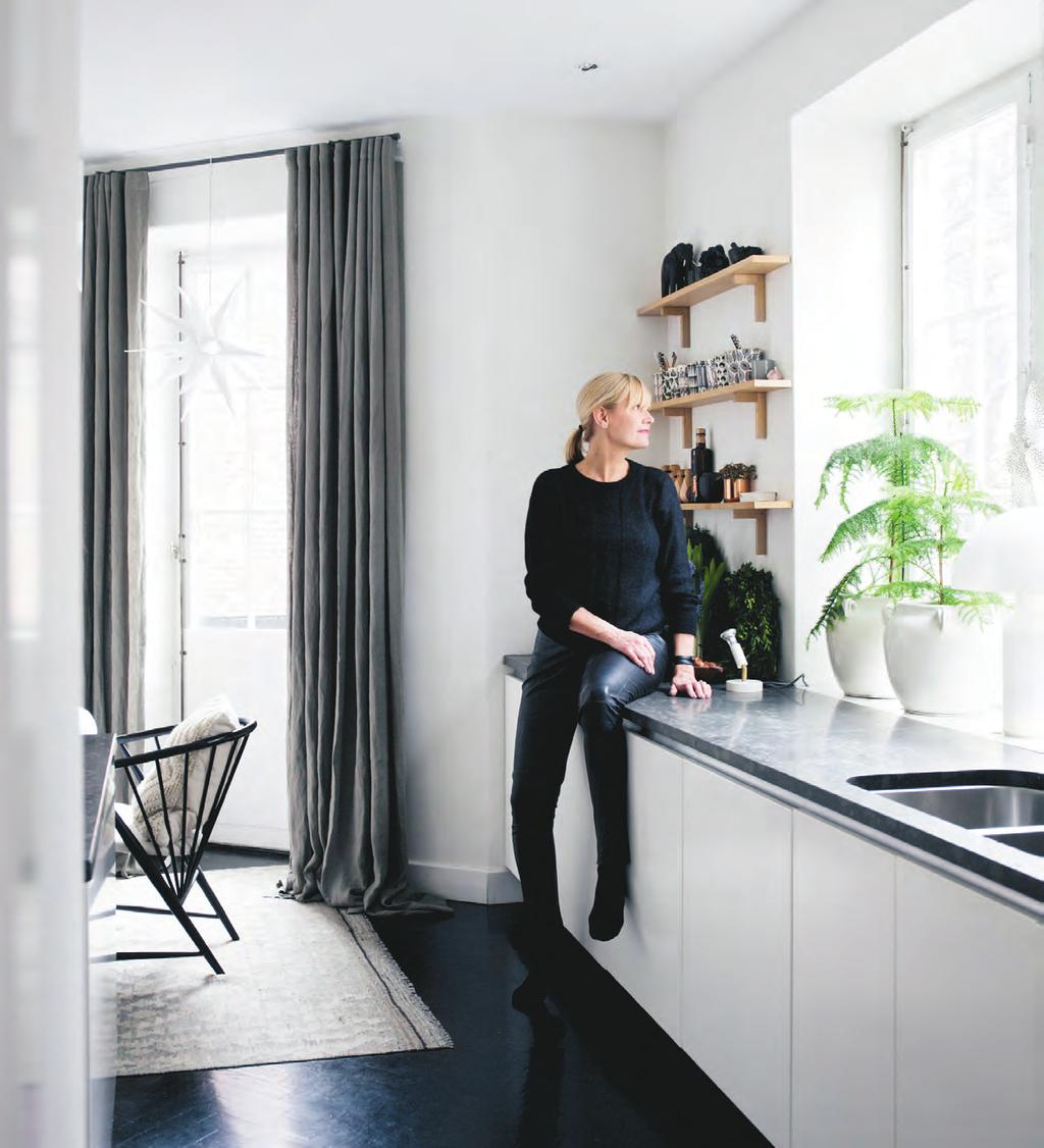 SvD Magasinet lördag 8 december 2018 09 HEMMA HOS VEM Elisabeth Nilsson drev tygföretaget Astrid,