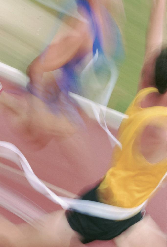 Lean systemutveckling Inom programvaru-utveckling finns termen Agile som står för ett lättrörligt utvecklingssätt Inom agil systemutveckling finns ett antal metoder, Scrum är en, Lean är en annan