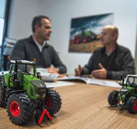 Här hittar du närmaste Fendt-återförsäljare. www.fendt.com/dealer-search Luftfiltrets höga kapacitet säkerställer optimalt luftflöde och ren luft. Luftfiltret är enkelt att byta ut.