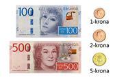 Nu är det dags för de nya 100- och 500- kronorssedlarna och mynten i valörerna 1-, 2- och 5-kronor. Det enda mynt som förblir oförändrat är den tjocka, guldfärgade tiokronan.