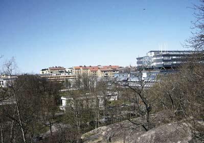 Norra Järngraven under Slussrampen utnyttjades under samma tidsperiod som lokalerna på Götgatan. Här bedrevs utbildning på stridsfordon, artilleri- och luftvärnspjäser.
