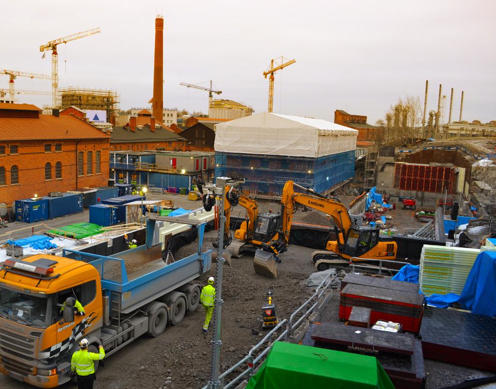Stockholms stad har som mål att till 2020 uppnå 70 % matfallsinsamling så att avfallet kan nyttjas för bland annat biogasproduktion. Här byggs Bobergsskolan i Norra Djurgårdsstaden.