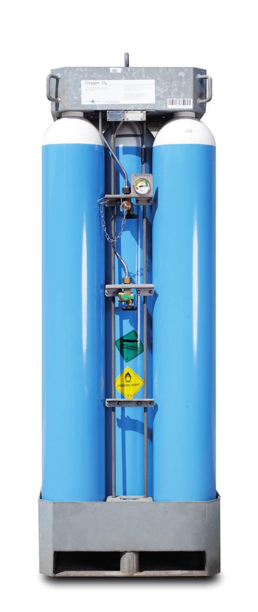 Specifikationer på Strandmöllens XL-paket: Lyftögla 749 mm Innehållsmanometer Avtappning och fyllning 300 bar 821 mm 2180 mm Avtappning ca: 70 bar Gas Innehåll XL-paket Innehåll i ett standard paket