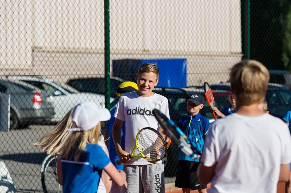 4. Tennisträning Strategiska mål: Utvecklande och hållbar träning oavsett