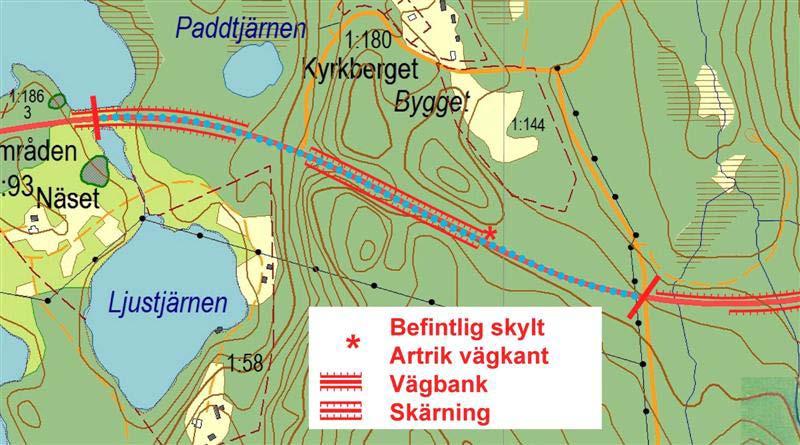 2. Vägbank norr Ljustjärn vägkors 450 m VNV Bergbacken, 800 m (Artrik vägkant) Allmänt Delsträckan börjar norr om Ljustjärn på en torr, bitvis hög vägbank och övergår sedan i en djup bergsskärning.