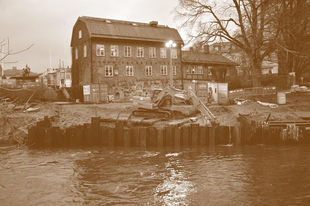 Kulturhuset Vi är nog många som är överens om att det som Uddevalla centrum kan bidra med för att locka folk, är kultur.