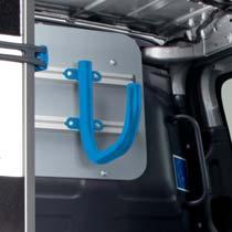 -nr. 1000003643 241 kr Heavy duty krok Passar perfekt till att hänga upp tunga slangar, kedjor, kablar, rep eller liknande.