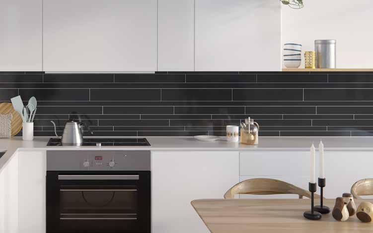 Kitchen Board är ett säkert och hållbart stänkskydd i ditt kök som är enkel att montera.