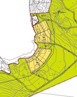 En stranddetaljplan är starkare än en generalplan eller kommunens byggnadsordning, vilket betyder att bestämmelserna i strandplanen går före generalplanens bestämmelser eller