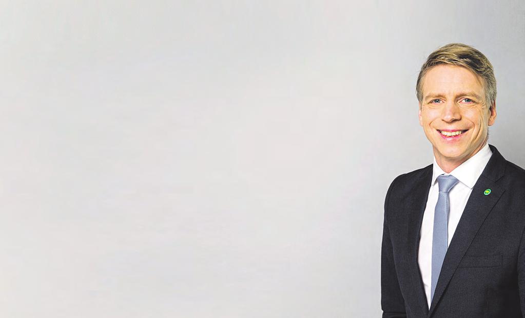 Nyheter Politiker på besök på Agroetanol Intresset för hållbara drivmedel är stort bland svenska politiker.