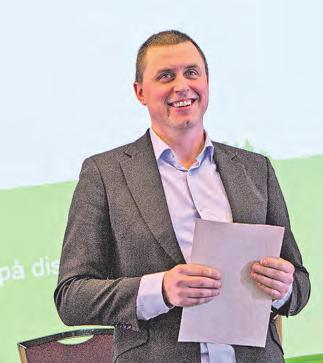Extra tid ägnades åt Ägardialogen där man bjudit in alla medlemmar till lokala möten på sju gårdar i distriktet.