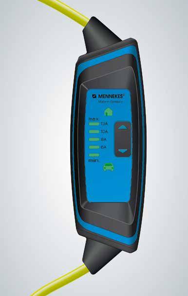 LADDKABELNS KONTROLLENHET Laddkabeln med dess kontrollenhet används för att ladda bilens hybridbatteri. Volvo rekommenderar en laddkabel som stödjer temperaturövervakning. 02 Indikator för laddström.