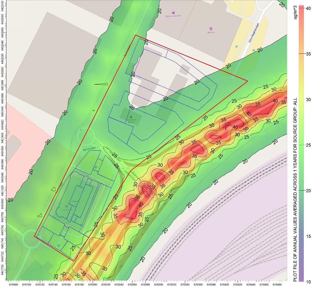 Figur 5. Framtida scenario 2020, beräknade halter av kvävedioxid som årsmedelvärden. Planområdet markeras med röd linje.