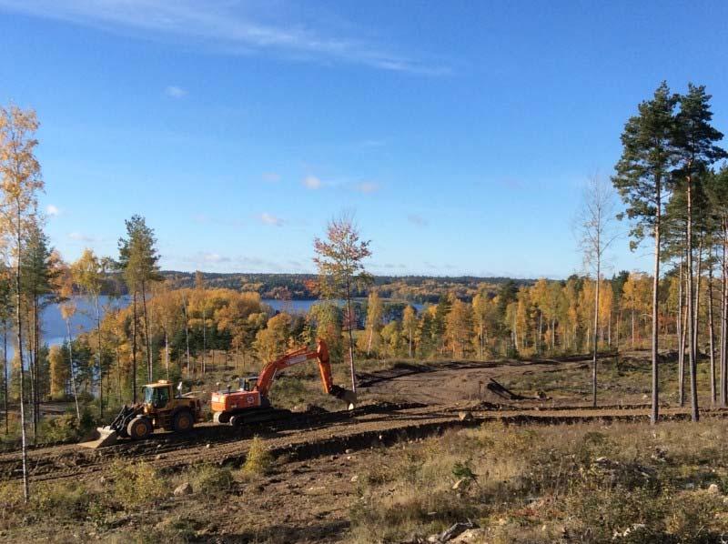 6(7) Områdesbild från utbyggnad av gator i Svärtinge Skogsbacke 4.